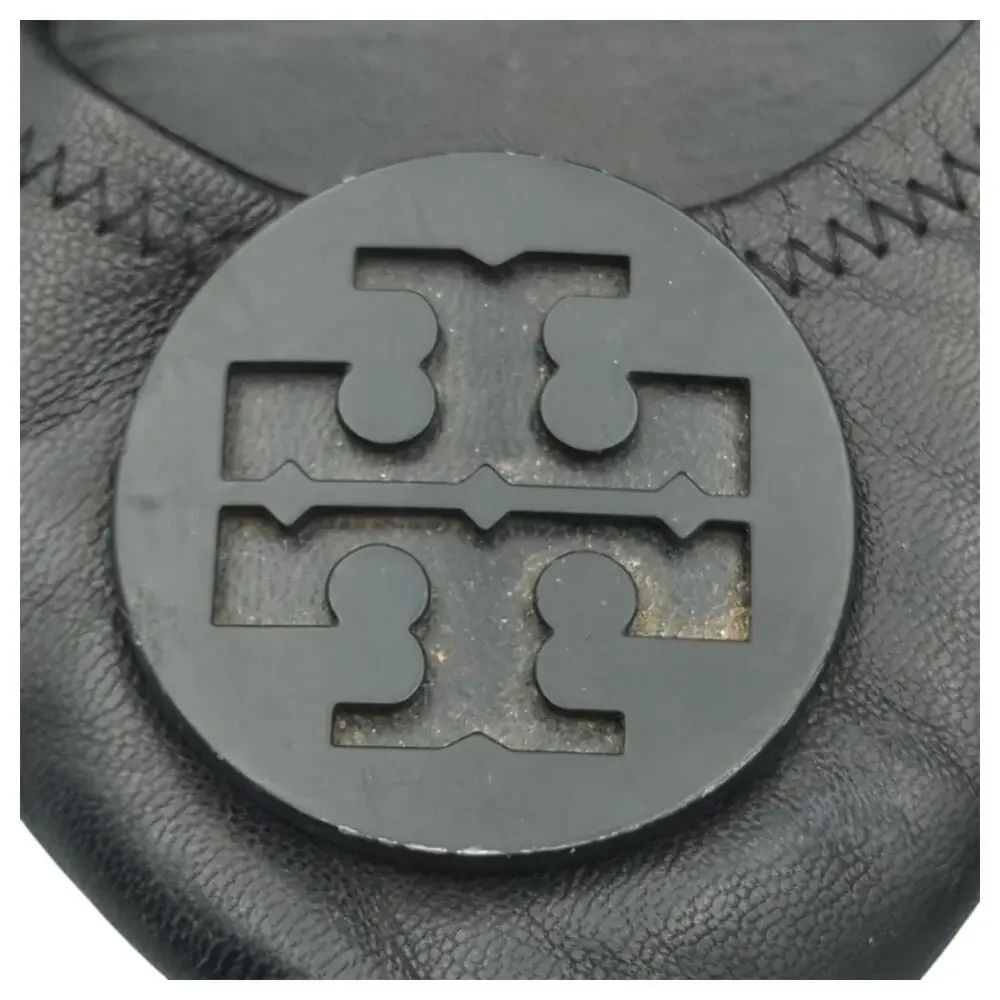 Tory Burch interior guest rubber